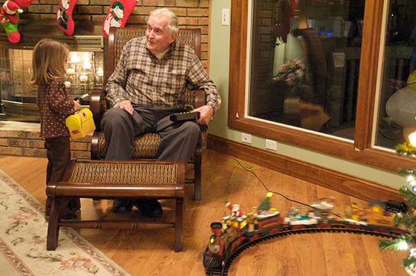 Grandpa and girl - ISO 6400 with the Nikon D90